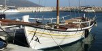 Barque de travail en gréement latin, à Marathakampos en Samos {JPEG}